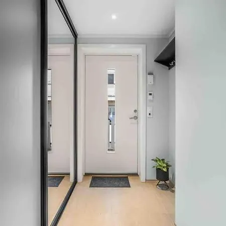 Nice And Warm Apartment With Free Parking Tromsø Esterno foto