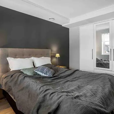 Nice And Warm Apartment With Free Parking Tromsø Esterno foto