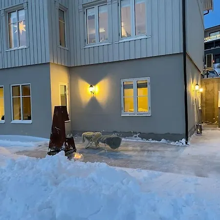 Nice And Warm Apartment With Free Parking Tromsø Esterno foto